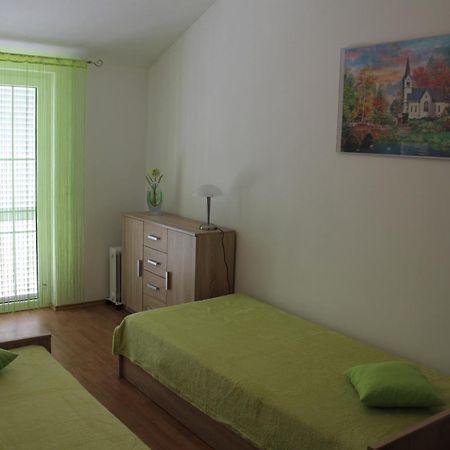 Apartment Mladen Биоград-на-Мору Экстерьер фото